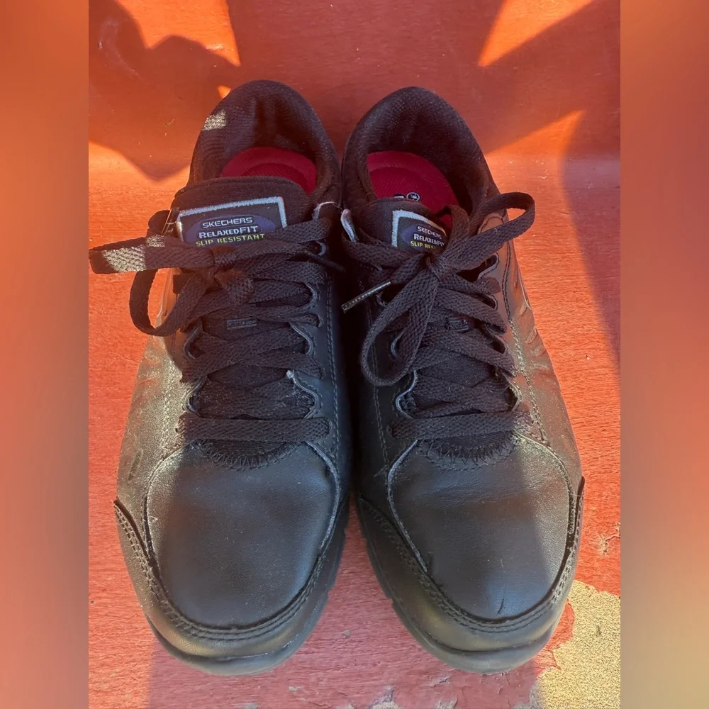 Sketchers women relaxfit slip resistant work shoes size 6 - Picture 3 of 16